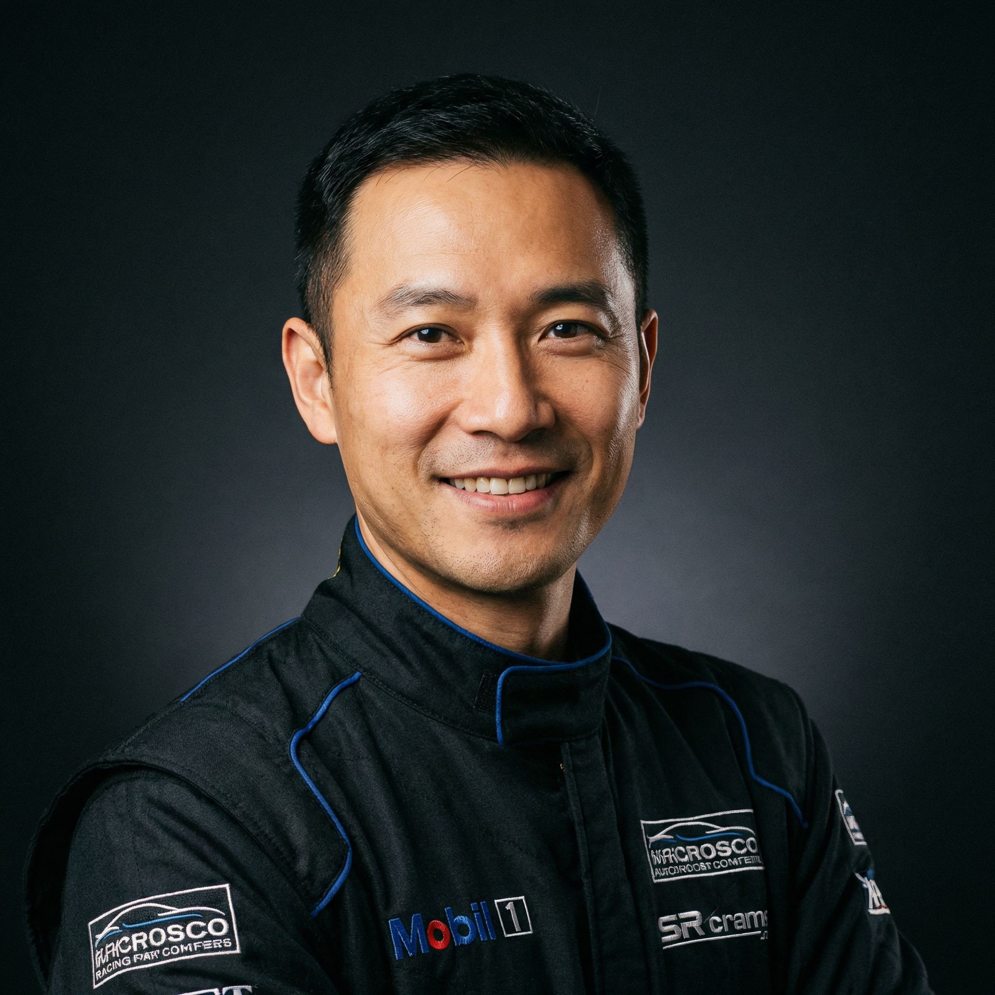 草莓视频改装导演陈锋